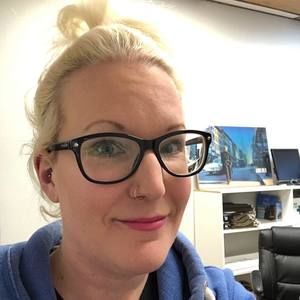 Meet your Posher, Darcy